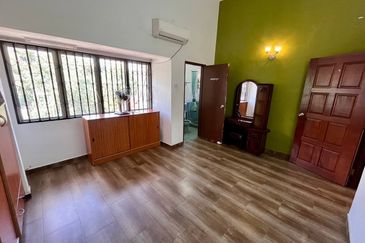 Bandar Menjalara (Desa Seri Mahkota)