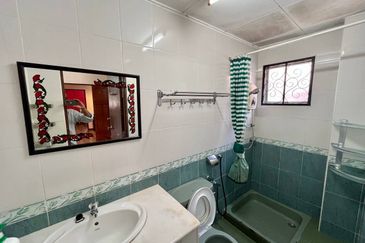 Bandar Menjalara (Desa Seri Mahkota)