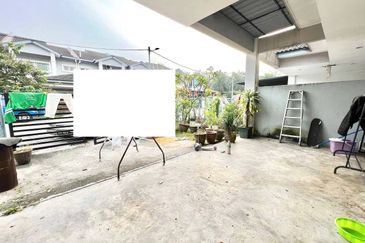 Double Storey Terrace House, Tmn Seri Dagang @ Bkt Changgang, Banting 