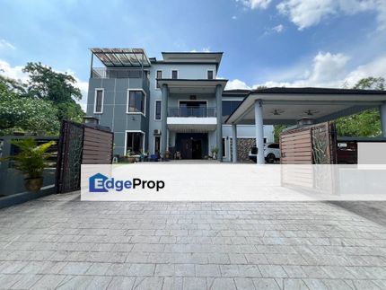 Triple Storey Bungalow, Saujana Impian Golf & Country Resort Kajang , Selangor, Kajang