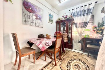 Lorong Gugusan Alam 7/20