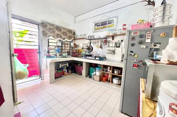 Lorong Gugusan Alam 7/20