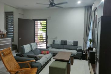 Periwinkle @ Bandar Rimbayu