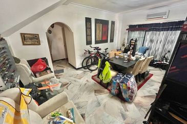 Taman Saujana Puchong