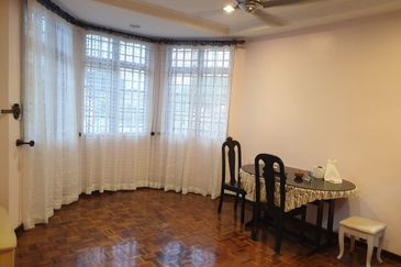 2.5 Storey Terrace House, Taman Bukit Utama, Bukit Antarabangsa, KL 