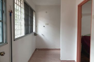 2.5 Storey Terrace House, Taman Bukit Utama, Bukit Antarabangsa, KL 