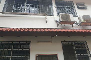 2.5 Storey Terrace House, Taman Bukit Utama, Bukit Antarabangsa, KL 