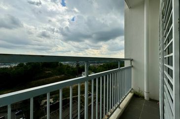 Pangsapuri Puncak Saujana