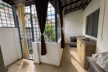 Double Storey Terrace House, Taman Bukit Permai, Kajang 