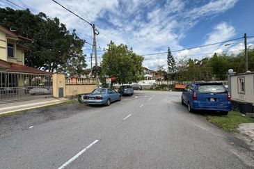 Double Storey Terrace House, Taman Bukit Permai, Kajang 