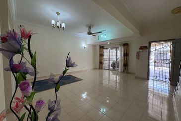 Double Storey Terrace House, Taman Bukit Permai, Kajang 