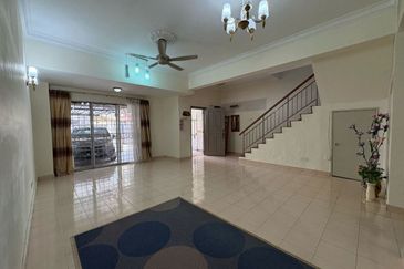Double Storey Terrace House, Taman Bukit Permai, Kajang 