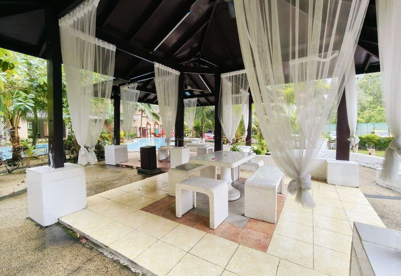 Kristal Villa Condominium