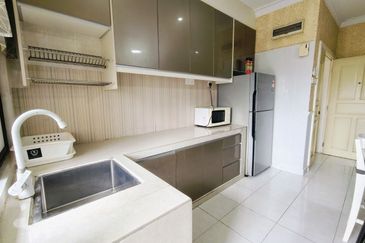 Kristal Villa Condominium