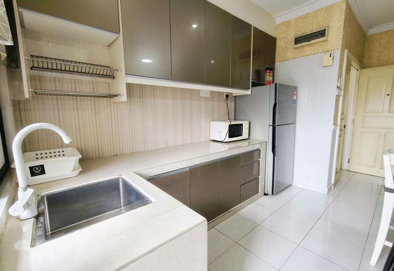 Kristal Villa Condominium