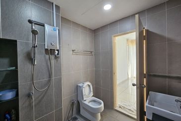 Modern Service Residence @ YOU Vista Cheras 