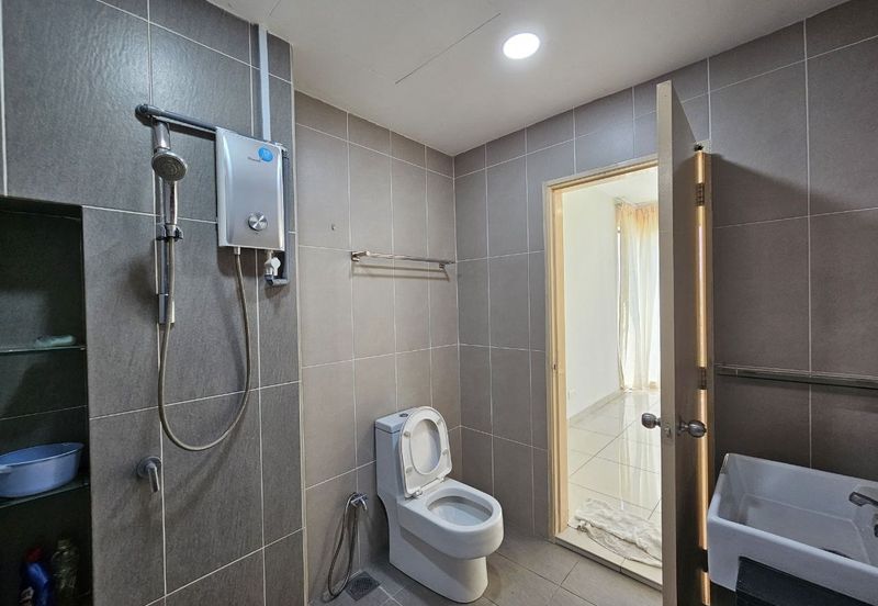 Modern Service Residence @ YOU Vista Cheras 