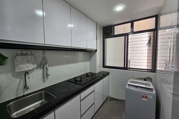 Modern Service Residence @ YOU Vista Cheras 