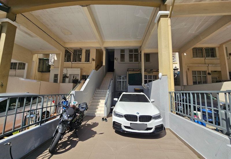 Double Storey Duplex Townhouse @ Taman Lagenda Mas, Cheras 