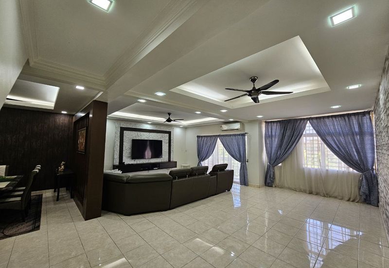 Double Storey Duplex Townhouse @ Taman Lagenda Mas, Cheras 