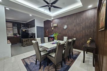 Double Storey Duplex Townhouse @ Taman Lagenda Mas, Cheras 