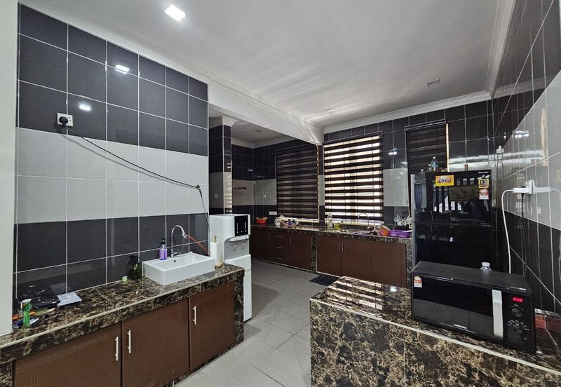 Double Storey Duplex Townhouse @ Taman Lagenda Mas, Cheras 