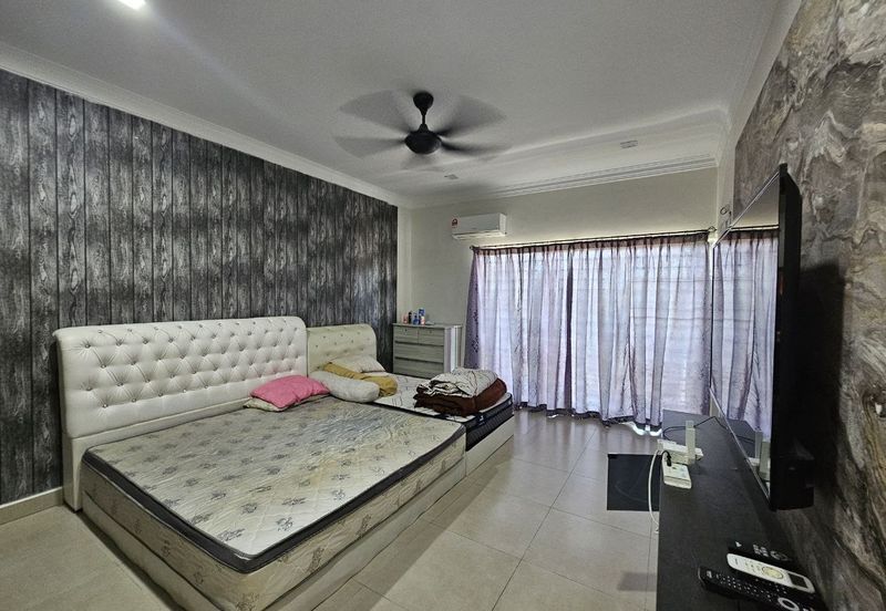 Double Storey Duplex Townhouse @ Taman Lagenda Mas, Cheras 