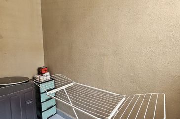 Double Storey Duplex Townhouse @ Taman Lagenda Mas, Cheras 