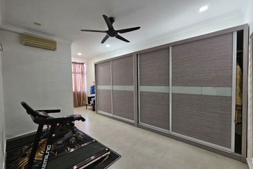 Double Storey Duplex Townhouse @ Taman Lagenda Mas, Cheras 