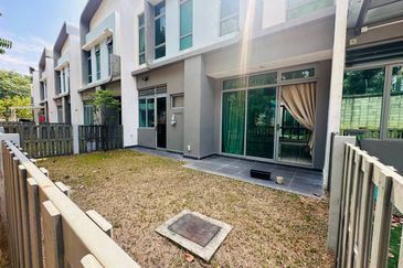 Charms of Nusantara, Setia Eco Glades