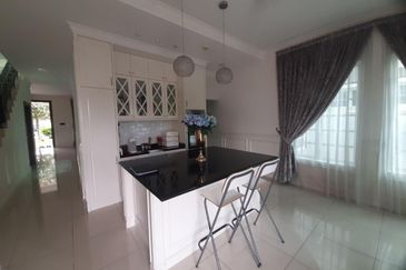 Charms of Nusantara, Setia Eco Glades