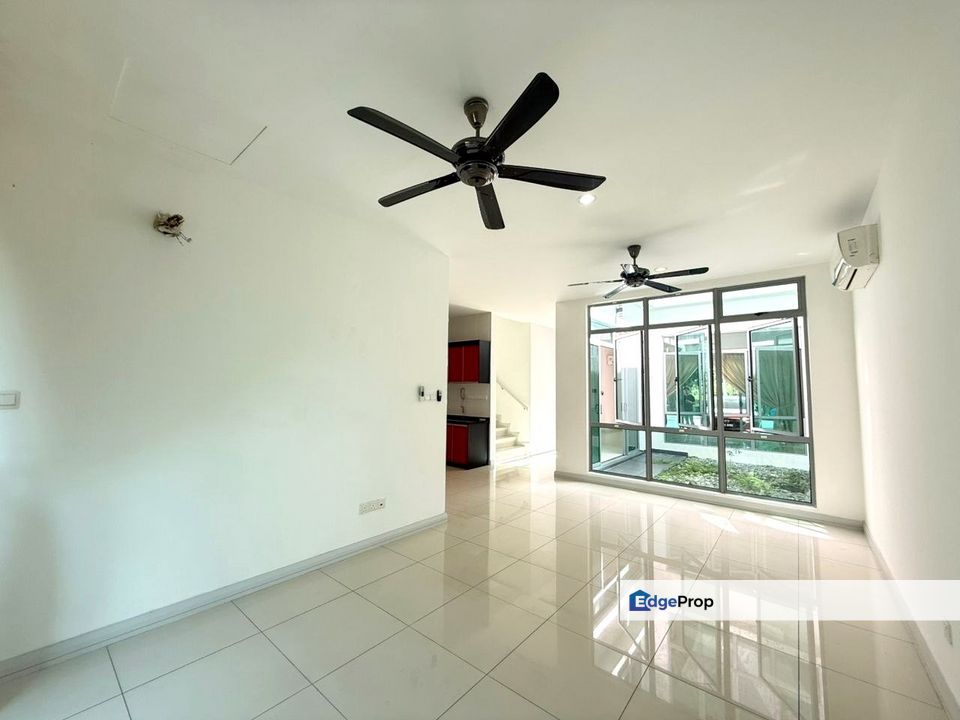 Facing Open Double Storey Superlink Courtyard Villa Liu li Gardens, Setia Eco Glades, Cyberjaya, Selangor, Cyberjaya