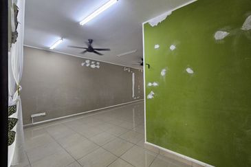 3 Storey Terraced House @ Bangi Avenue 3