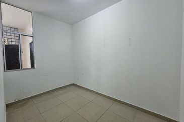 3 Storey Terraced House @ Bangi Avenue 3