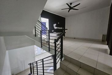 3 Storey Terraced House @ Bangi Avenue 3