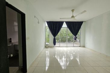 3 Storey Terraced House @ Bangi Avenue 3
