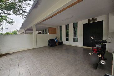 3 Storey Terraced House @ Bangi Avenue 3