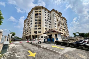 Kenangan Apartment, Taman Bukit Kenangan, Kajang