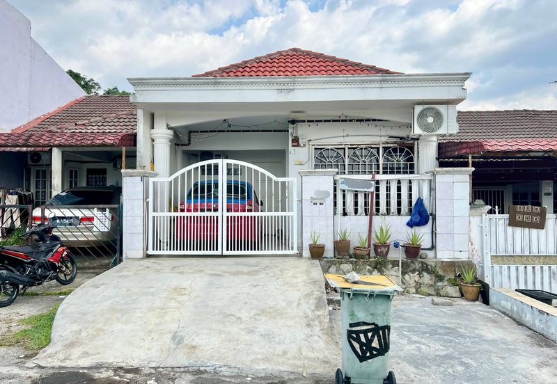 Single Storey Terrace, Taman Desa Baiduri, Cheras 