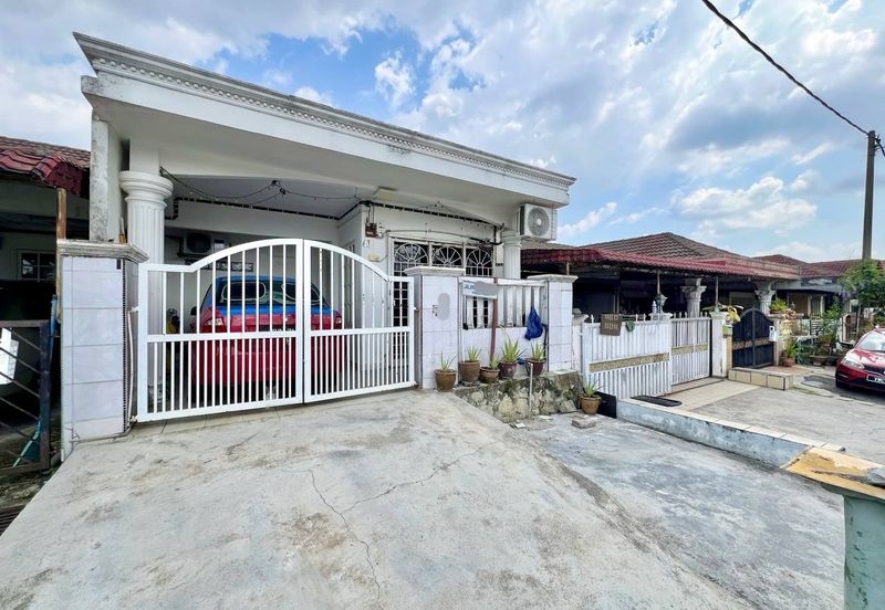 Single Storey Terrace, Taman Desa Baiduri, Cheras 