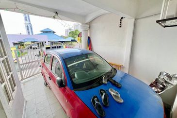 Single Storey Terrace, Taman Desa Baiduri, Cheras 