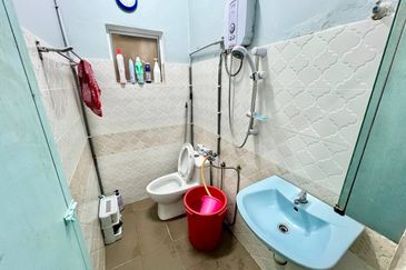 Single Storey Terrace, Taman Desa Baiduri, Cheras 