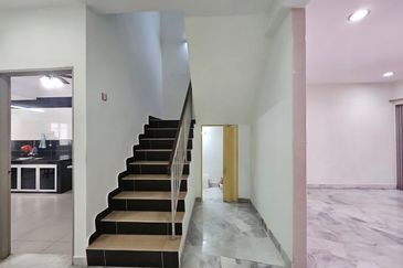 Double Storey Terrace House @ Taman Asa Jaya, Kajang