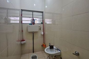 Double Storey Terrace House @ Taman Asa Jaya, Kajang