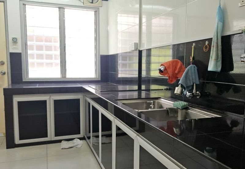 Double Storey Terrace House @ Taman Asa Jaya, Kajang