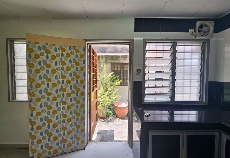 Double Storey Terrace House @ Taman Asa Jaya, Kajang