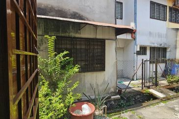 Double Storey Terrace House @ Taman Asa Jaya, Kajang