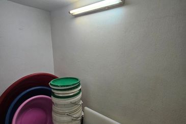 Double Storey Terrace House @ Taman Asa Jaya, Kajang