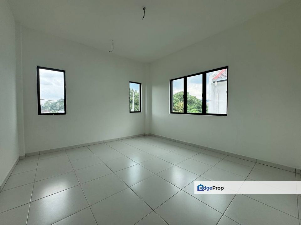 Taman Chembung Utama Double Storey Terrace House For Sale , Negeri Sembilan, Rembau