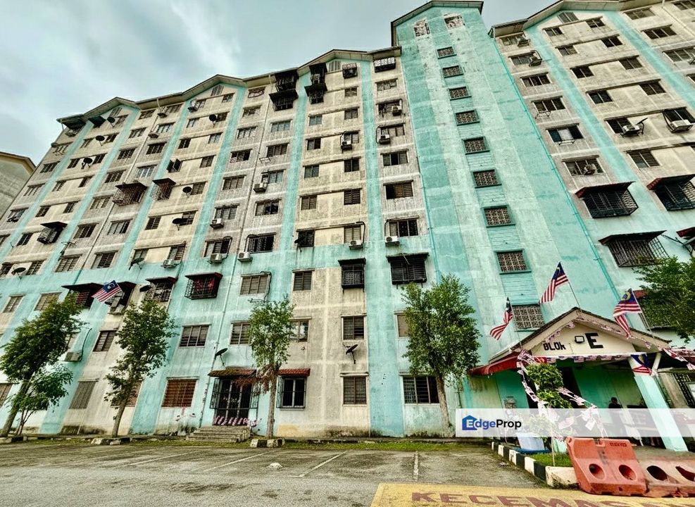Pangsapuri Enggang Bandar Kinrara, Puchong, Selangor, Puchong